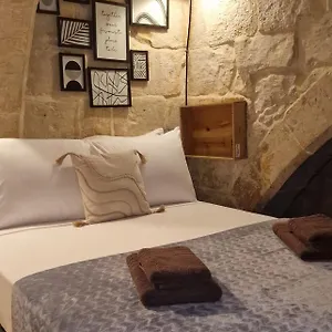 12 -16 , Pacifiku Scicluna Appartement